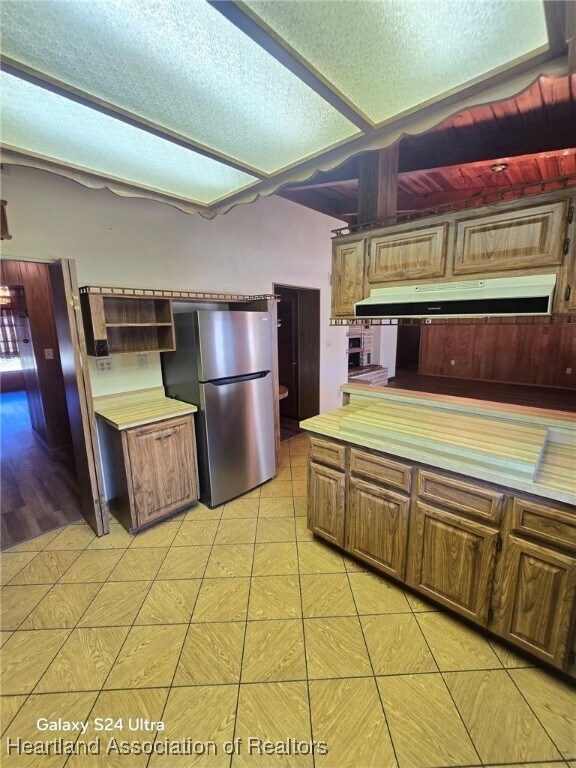 Building Photo - 3505 Golfview Rd