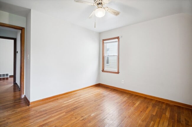 Building Photo - 20700 Goller Ave