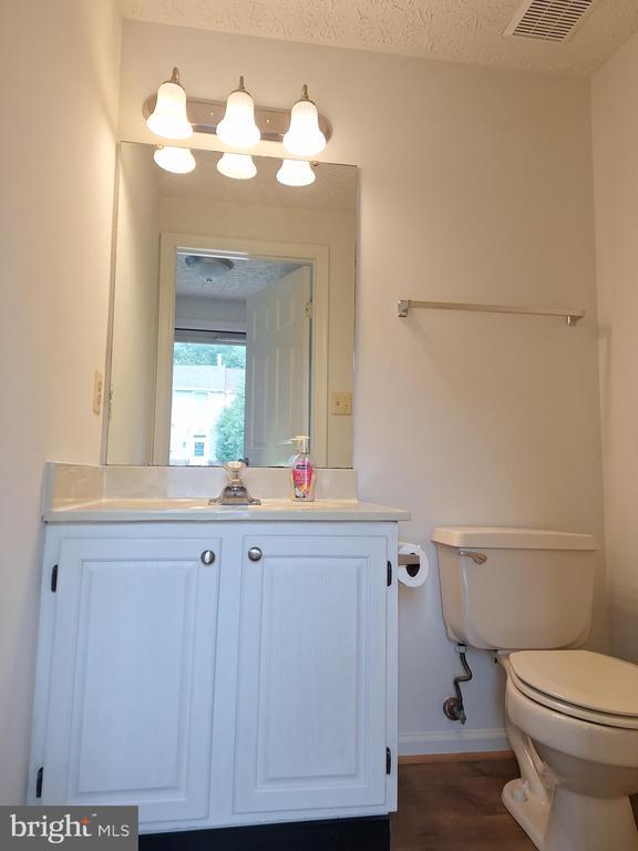 Building Photo - 505 Cross Ridge Ct