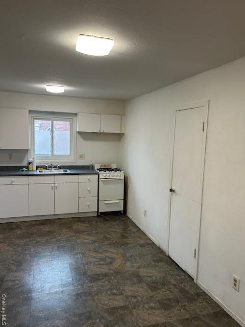 Building Photo - 639 Wellwood Ave