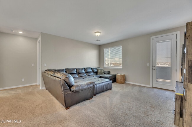 Building Photo - 912 Crystal Deer Dr