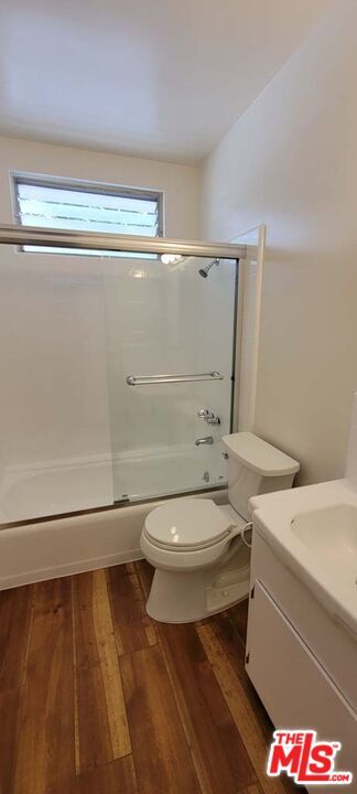 Building Photo - 1352 N Citrus Ave