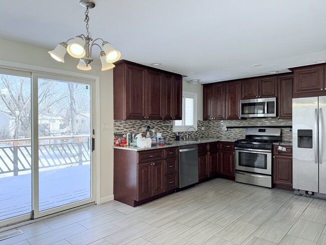 Building Photo - 1432 Concord Ln