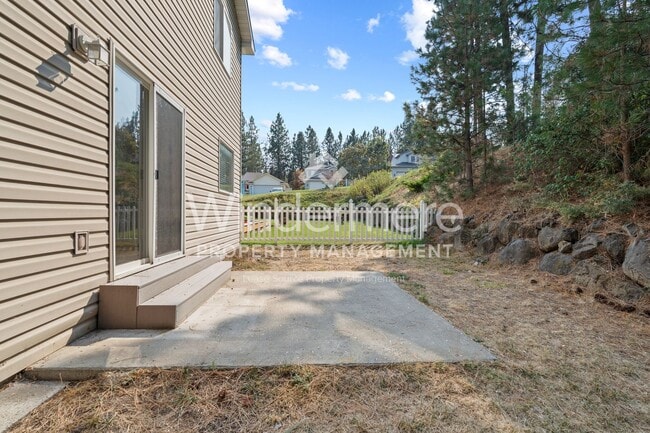 Building Photo - South Hill Charm