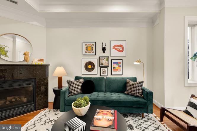 Building Photo - 1512 Park Rd NW