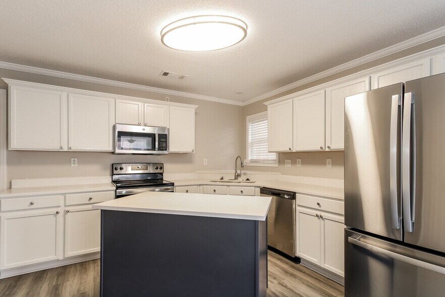Building Photo - 5181 Summer Meadows Ln