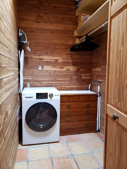 Building Photo - 28 San Marcos Rd W