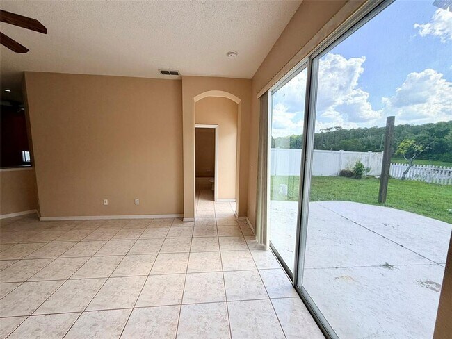 Building Photo - 847 Whispering Cypress Ln