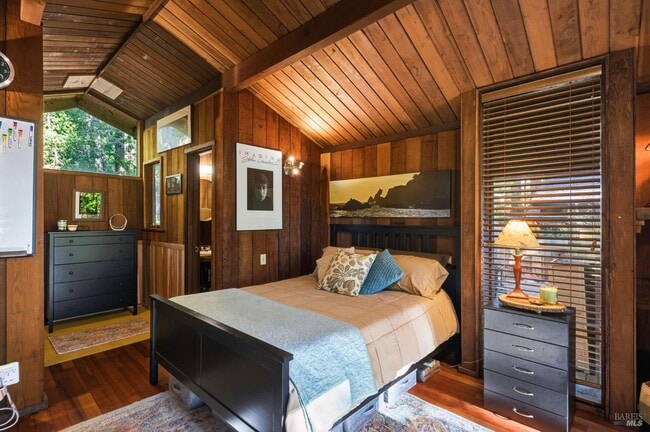 Building Photo - 22000 Timber Cove Rd