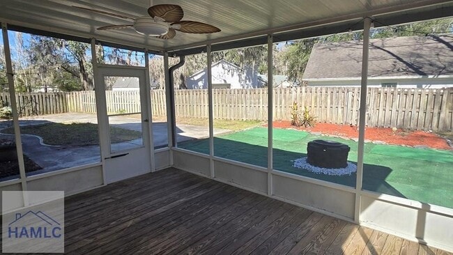 Building Photo - 22 Avocet Way