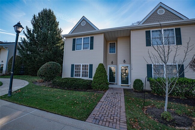 Building Photo - 1113 Savoy Dr