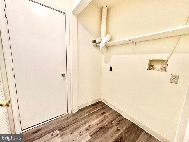 Building Photo - 1406 Woodmill Dr