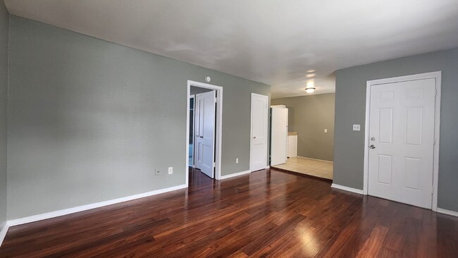 Building Photo - Beautifully restored 1/1 unit - Available ...