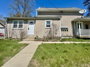 Building Photo - 219 N Prospect Rd