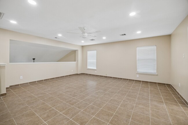 Building Photo - 20110 Saddle Ranch Dr
