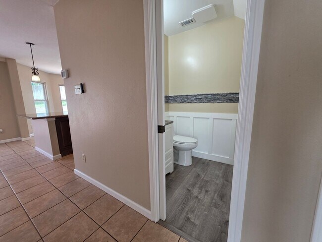 Building Photo - 1407 Blackbridge