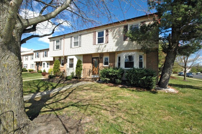 Building Photo - 1 Orchid Ct