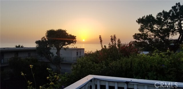 Building Photo - 2626 Solana Way