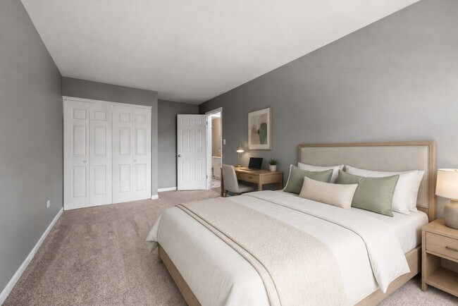 Building Photo - 462 Degas Cir