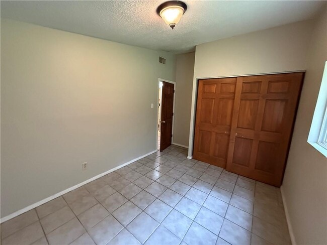 Building Photo - 1357 Glenn St
