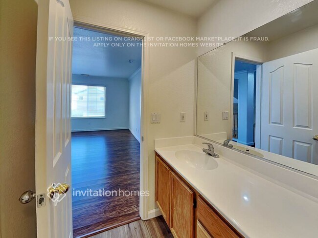 Building Photo - 3521 Tidewater Pl