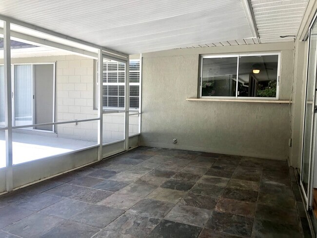 Building Photo - WINTER PARK POOL HOME WITH WINTER PARK SCHOOLS! (Orange County Winter Park Schools)