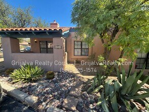 Building Photo - 2 Bedroom, 2 Bath Sabino Canyon Townhouse ...