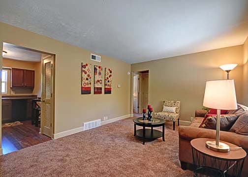 1 Bedroom Slip-In - Auburn