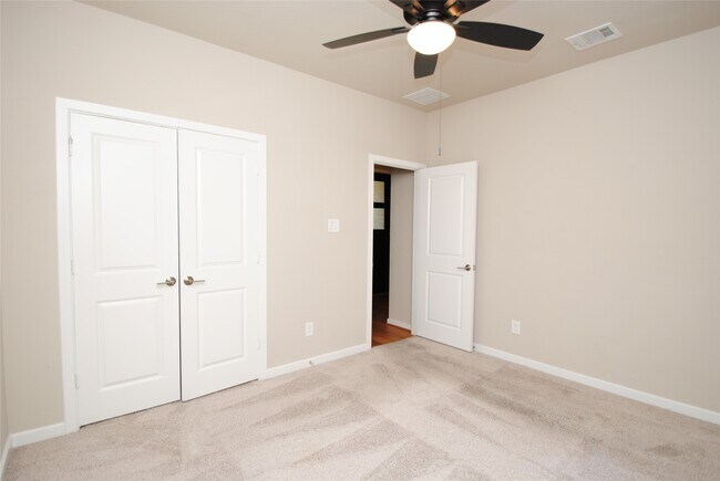 Building Photo - 8326 Oakland Hts Ln