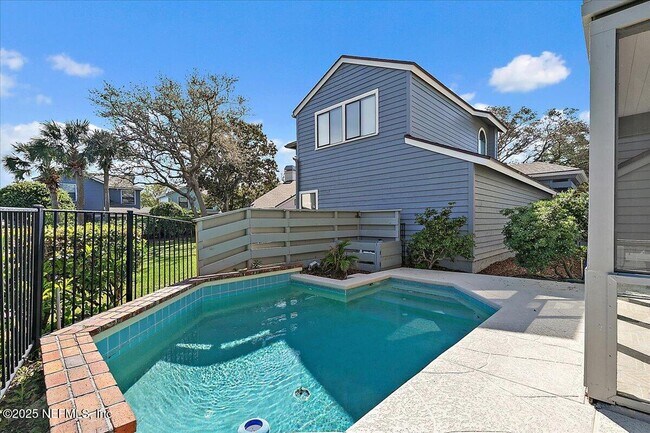 Building Photo - 53 S 9 Dr