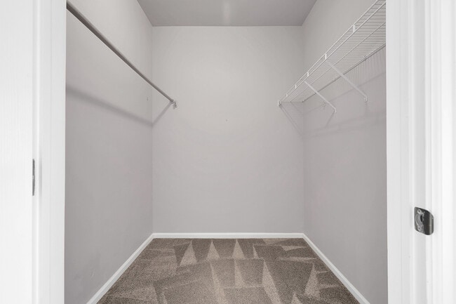 Building Photo - 8475 Pebble Creek Way