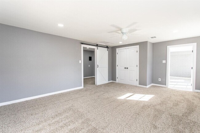 Building Photo - 1309 Magnolia-