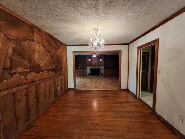 Building Photo - 4421 Newberry Rd