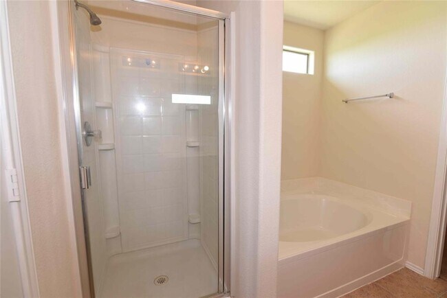 Building Photo - 21319 Finbury Oaks Ln