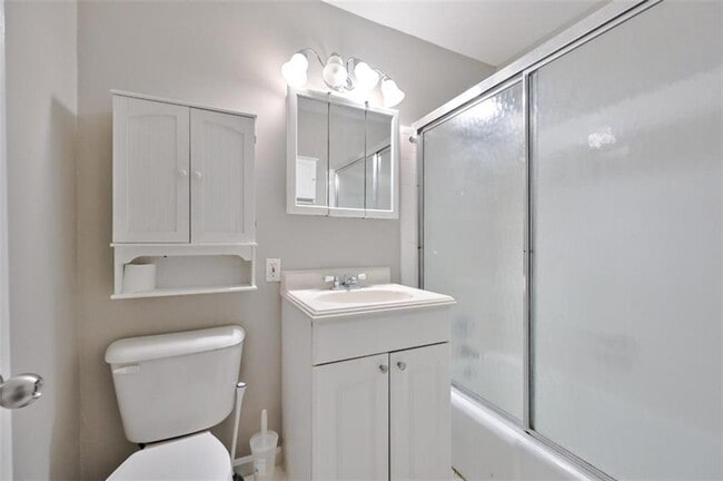 Building Photo - 4377 Vintage Ln