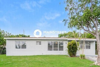Building Photo - 3 Bedroom Pet-Friendly Home in Fort Lauder...
