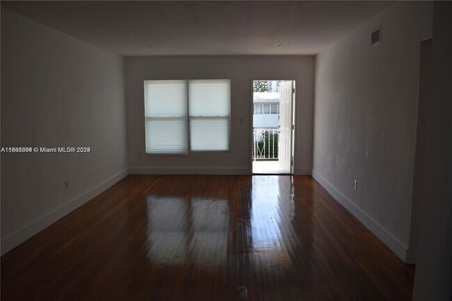 Building Photo - 9760 Bay Harbor Terrace