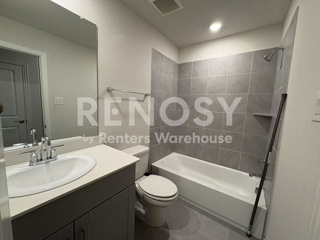 Building Photo - BIG Price Drop Best Value in the Area West Fort Worth Gem Prices to Move in NOW
