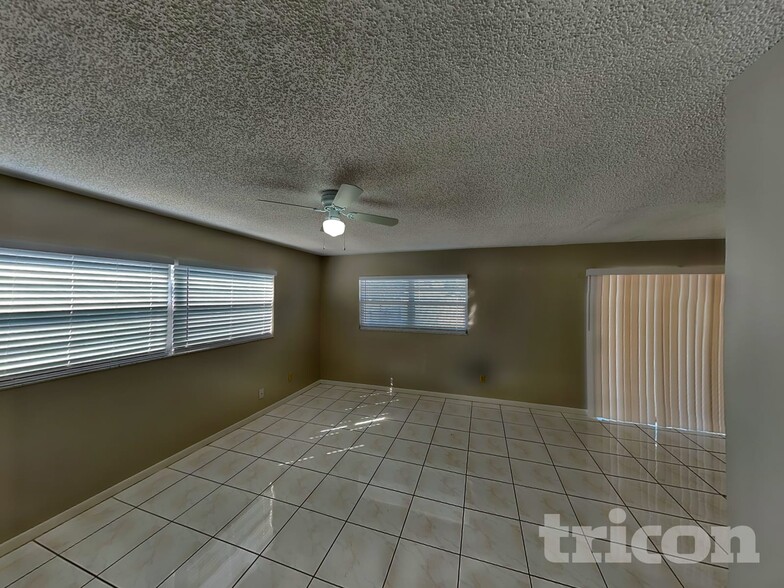 Building Photo - 1924 Derbywood Dr