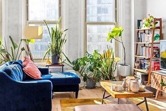 Building Photo - 70 Lincoln St