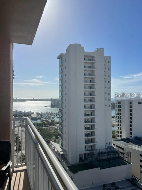 Building Photo - 1350 Main St