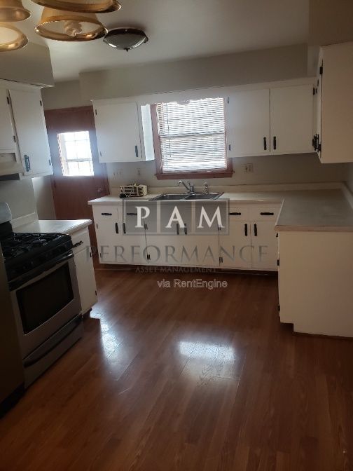 Building Photo - 1550 Augusta St