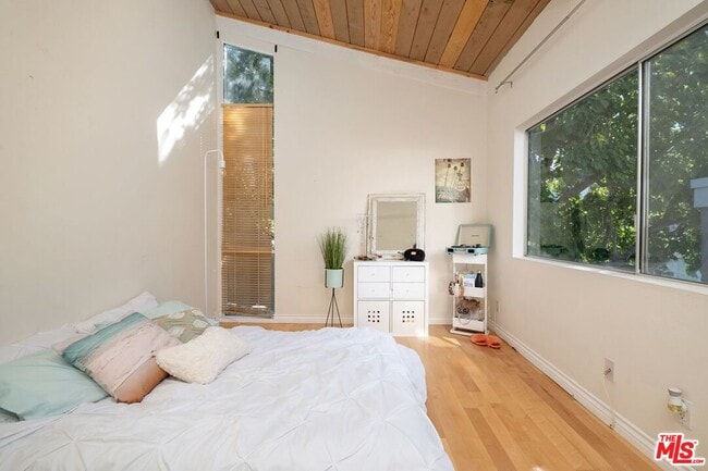 Building Photo - 28240 Rey De Copas Ln
