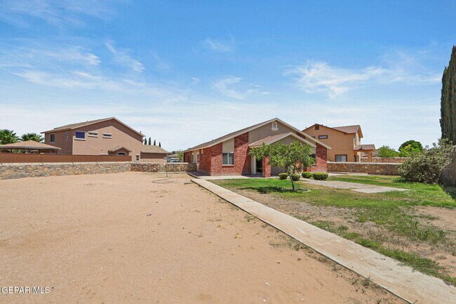 Building Photo - 3141 Fury Point Pl