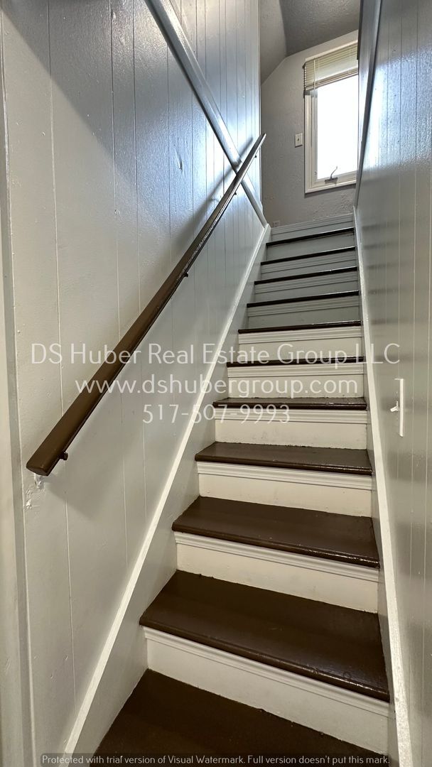Building Photo - 6244 Grovenburg Rd