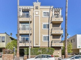 Building Photo - 1316 Amherst Ave
