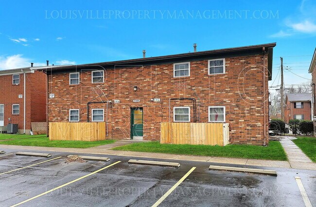 Building Photo - 1705 Valley Forge Way