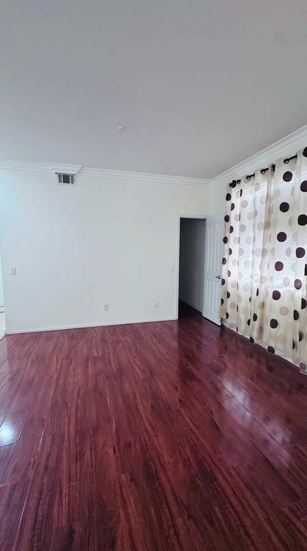 Building Photo - Spacious 4-Bedroom Home With 3-Car Garage ...