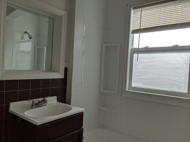 Building Photo - 1333 S Liberty St