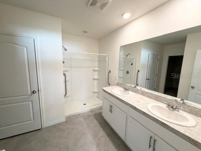 Building Photo - 709 Versailles Ln
